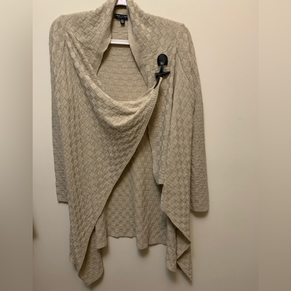 LINEA DENOMI Oversized Oat coloured Drape Sweater